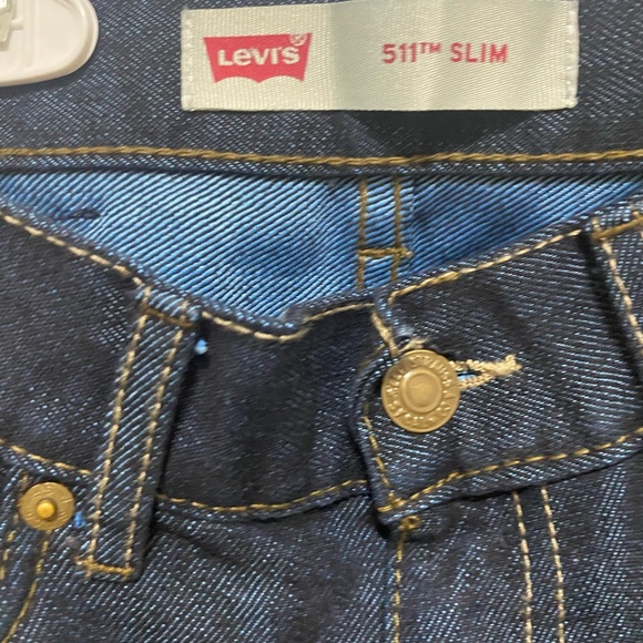 Boys Levi’s Like New Size 10 - Picture 4 of 4